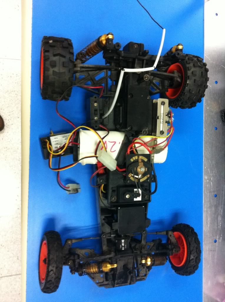kyosho raider